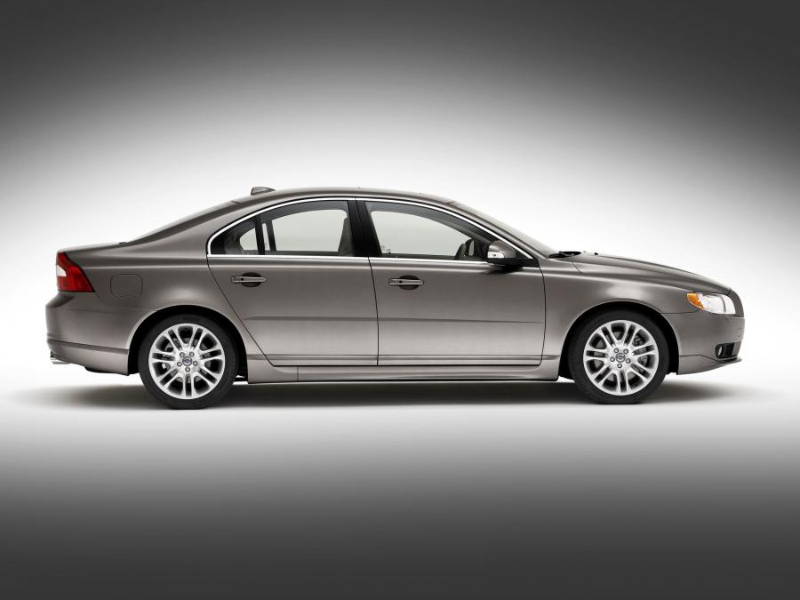  Volvo S80 V8 2007 года  (фото 14 из 69)